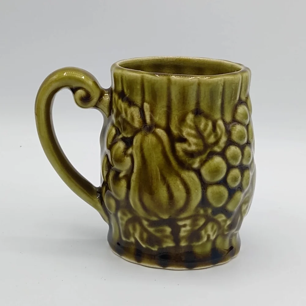 Japan Ceramic Embossed Relief Fruit Grapes Pears Avocado Green Tea Cup Mug Vtg